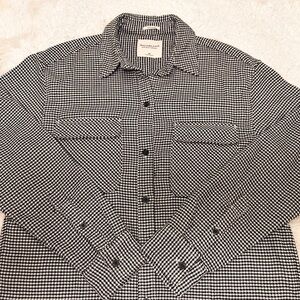 Abercrombie & Fitch Black and White Checkered Shirt